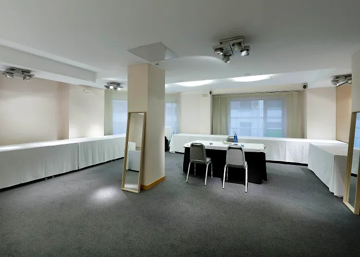 ホテル Hesperia ビルバオ