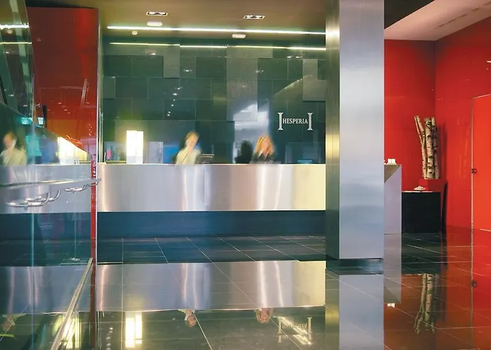 Hesperia 4*