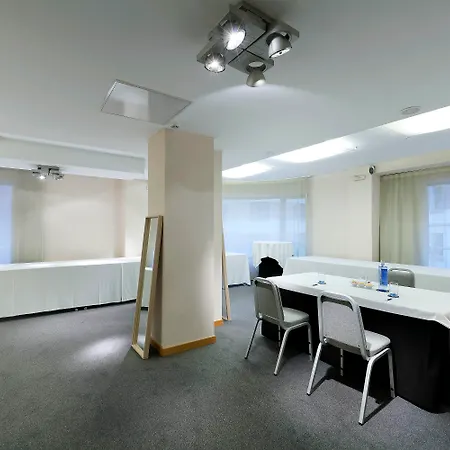 Hotel Hesperia 4*