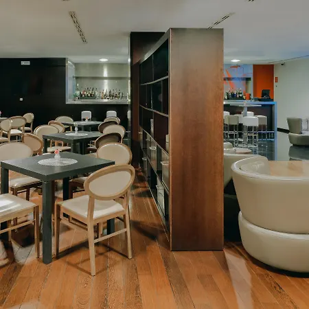 Hotel Hesperia 4*