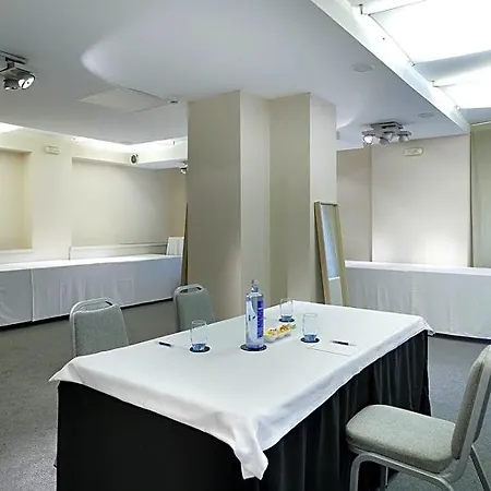 Hotel Hesperia 4*