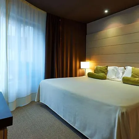 Hotel Hesperia 4*