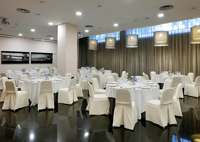 Hesperia מלון 4*