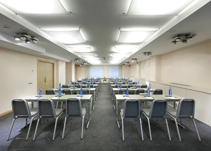 Hesperia מלון 4*