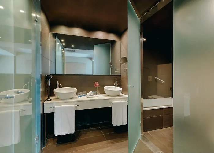 מלון Hesperia 4*